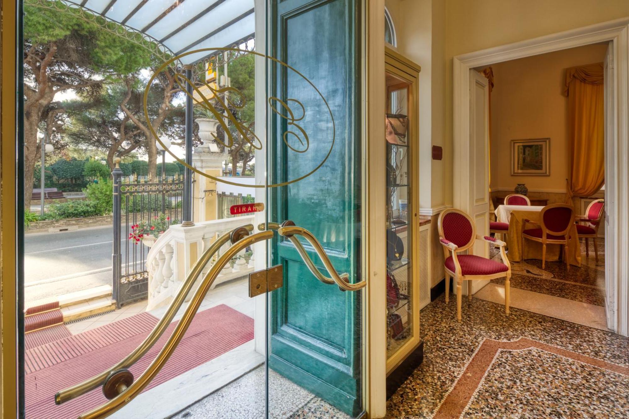 Ena Hotel Arenzano Exterior photo